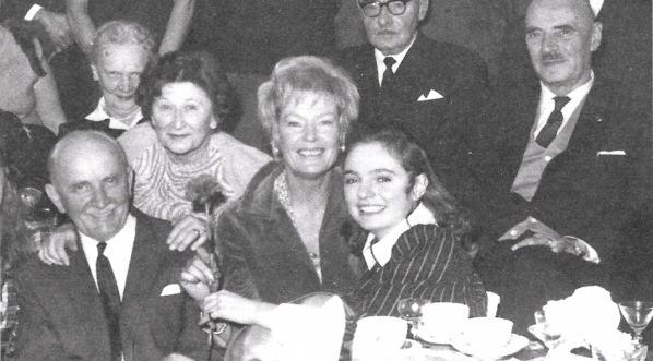  Irena Reneta Anders z córką Anną Marią, Londyn 1965 r.  