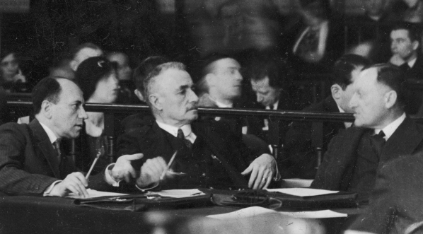  Proces Rity Gorgonowej oskarżonej o zabójstwo Elżbiety (Lusi) Zaremby córki lwowskiego architekta Henryka Zaremby przed Sądem Okręgowym w Krakowie, 6.03-29.04.1933 r.  