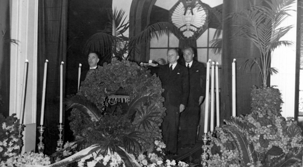  Pogrzeb marszałka Sejmu Stanisława Cara w Warszawie w czerwcu 1938 roku.  