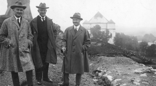  Prokuratorzy biorący udział w procesie Józefa Muraszki oskarżonego o zabójstwo komunistów Walerego Bagińskiego i Antoniego Wieczorkiewicza w sierpniu 1925 roku.  