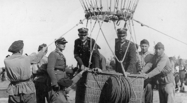  VI Krajowe Zawody Balonów Wolnych o Puchar im. pułkownika Aleksandra Wańkowicza w Legionowie 25.09.1933 r.  