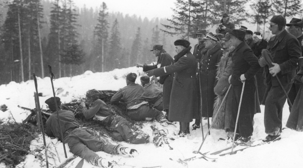  Marsz szlakiem huculskim II Brygady Legionów w lutym 1935 roku.  