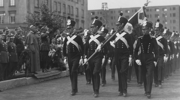  Promocja podchorążych w Oficerskiej Szkole Podchorążych Inżynierii w Warszawie 12.08.1934 r.  
