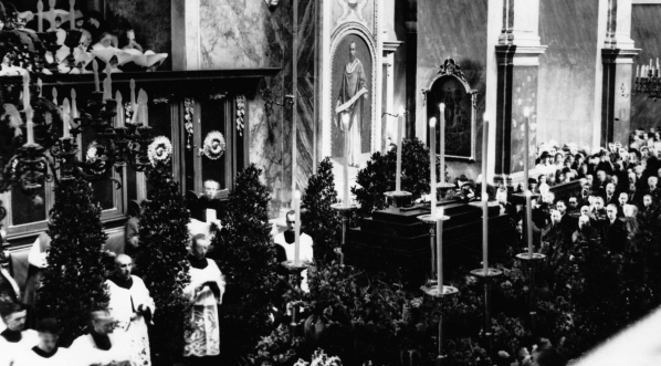  Pogrzeb Edwarda Roppa w lipcu 1939 roku.  