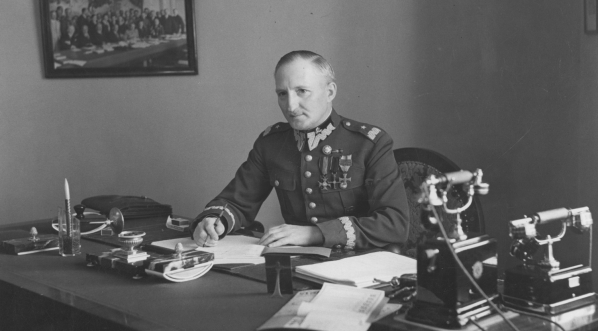  Gen. Józef Wilczyński-Olszyna.  