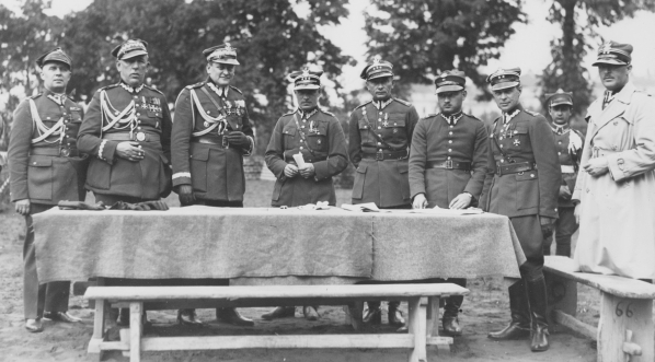  Piętnastolecie 6 Pułku Artylerii Lekkiej w Krakowie w maju 1934 roku.  