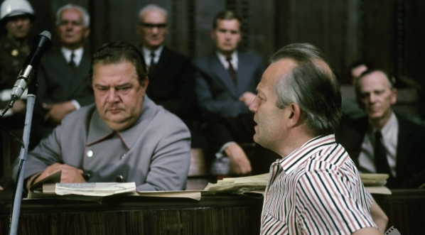  Na planie filmu Jerzego Antczaka "Epilog Norymberski" z 1970 roku.  