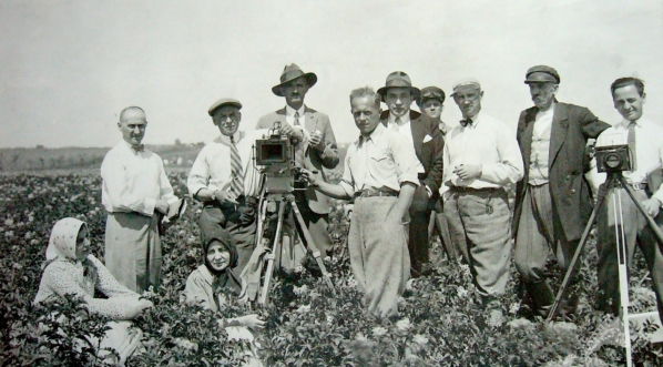  Na planie filmu Ryszarda Ordyńskiego "Janko Muzykant" z 1930 roku.  