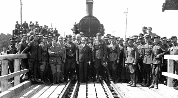  Otwarcie mostu kolejowego na Dunajcu w Bogumiłowicach w sierpniu 1934 roku.  