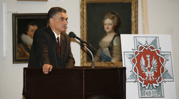  Janusz Kurtyka w czasie okolicznościowego wykładu o historii Zrzeszenia „Wolność i Niezawisłość”, Warszawa, Galeria Porczyńskich, 19 września 2007 r.  