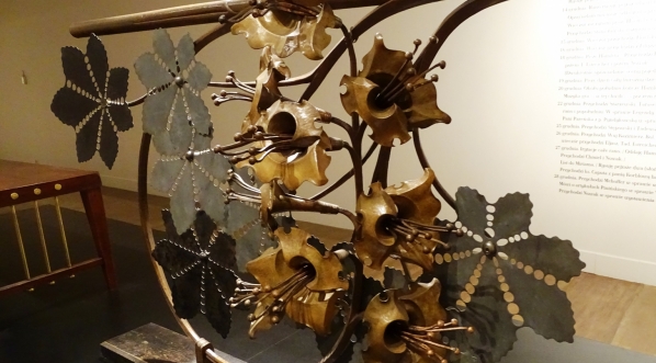  Model balustrady klatki schodowej Towarzystwa Lekarskiego w Krakowie zaprojektowanej przez Stanisława Wyspiańskiego.  