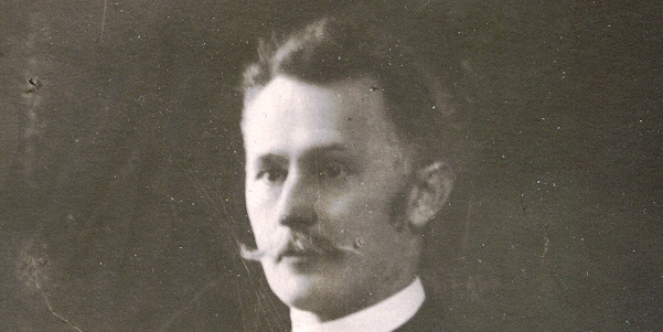 OD KÓŁKA ORŁA DO GNIAZDA SOKOŁA