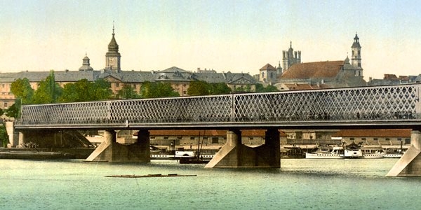 POMNIK TRWALSZY NIŻ ZE SPIŻU